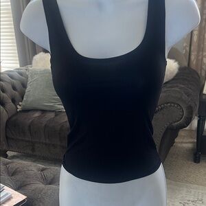 Classic Black Scoop Neck Women's Tank Top